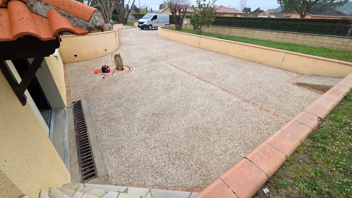 Même terrasse après nettoyage